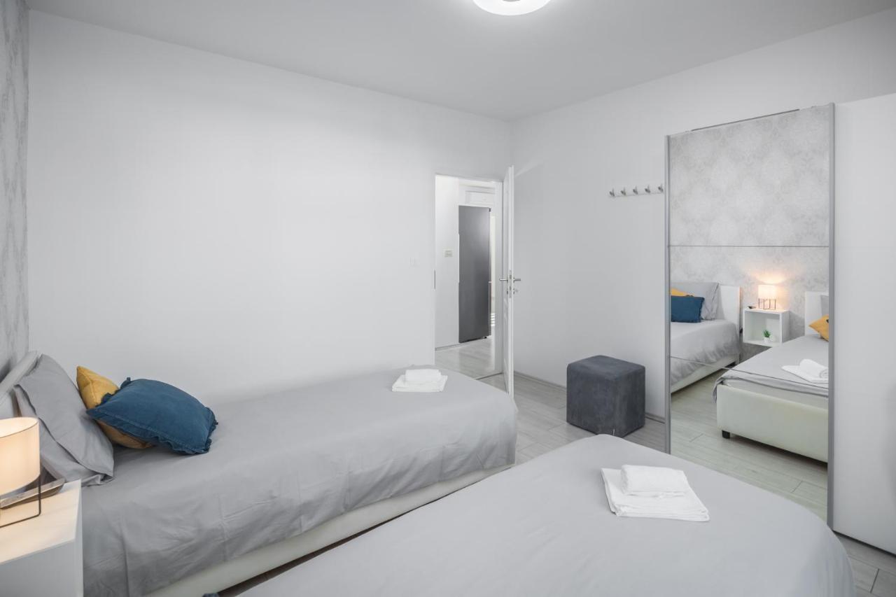 Apartment Sea Pearl Poreč Dış mekan fotoğraf